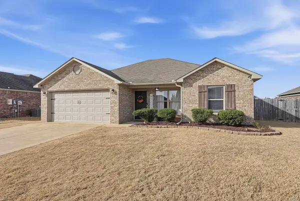 6 Dunwood Drive, Greenbrier, AR 72058