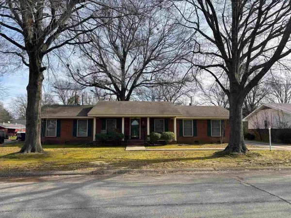 107 W Cloverdale, Brinkley, AR 72021