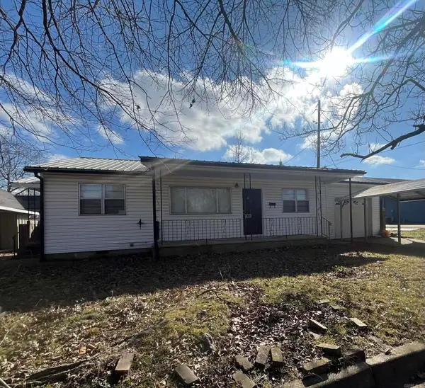 410 Maple Ave, Mena, AR 71953