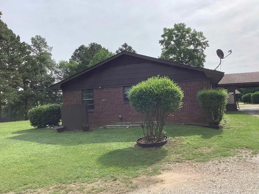 228 Nevada 66 W, Prescott, AR 71857 - Image #2
