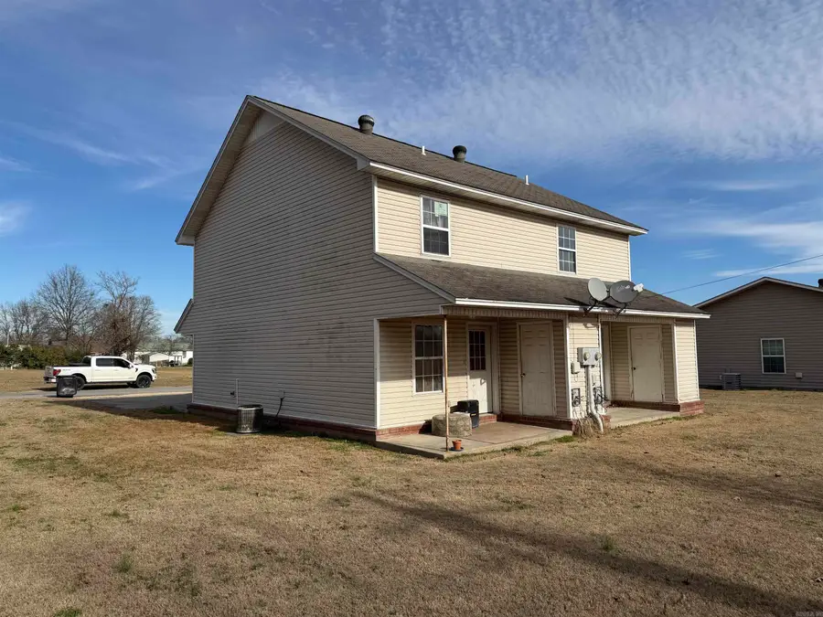 927-929 E Margret, Piggott, AR 72454 - Image #3