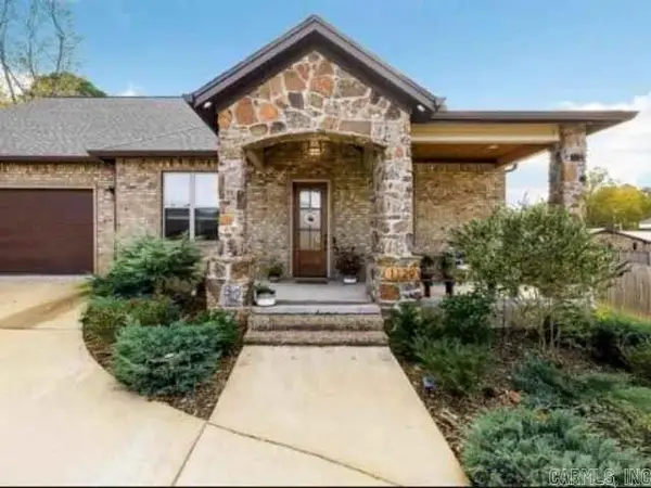 1129 Essex Drive, Benton, AR 72019