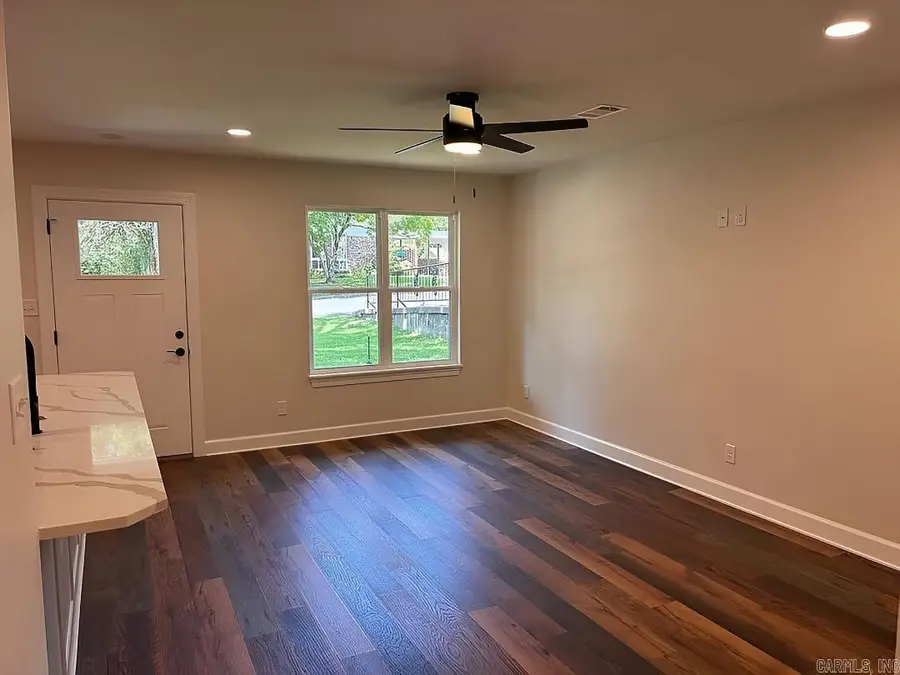 109 Chitwood Street, Hot Springs, AR 71913 - Image #3