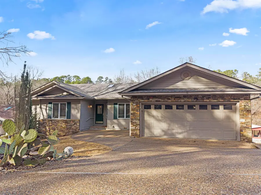 70 Estremedura Drive, Hot Springs Village, AR 71909 - Image #2
