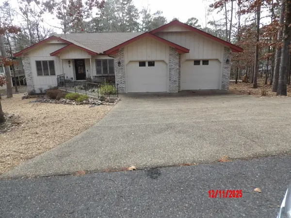 3 Resplandor Ct., Hot Springs Village, AR 71909