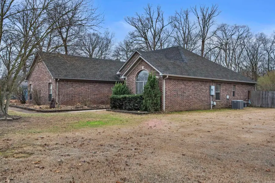 21 Eagle Point Drive, Sherwood, AR 72120 - Image #3