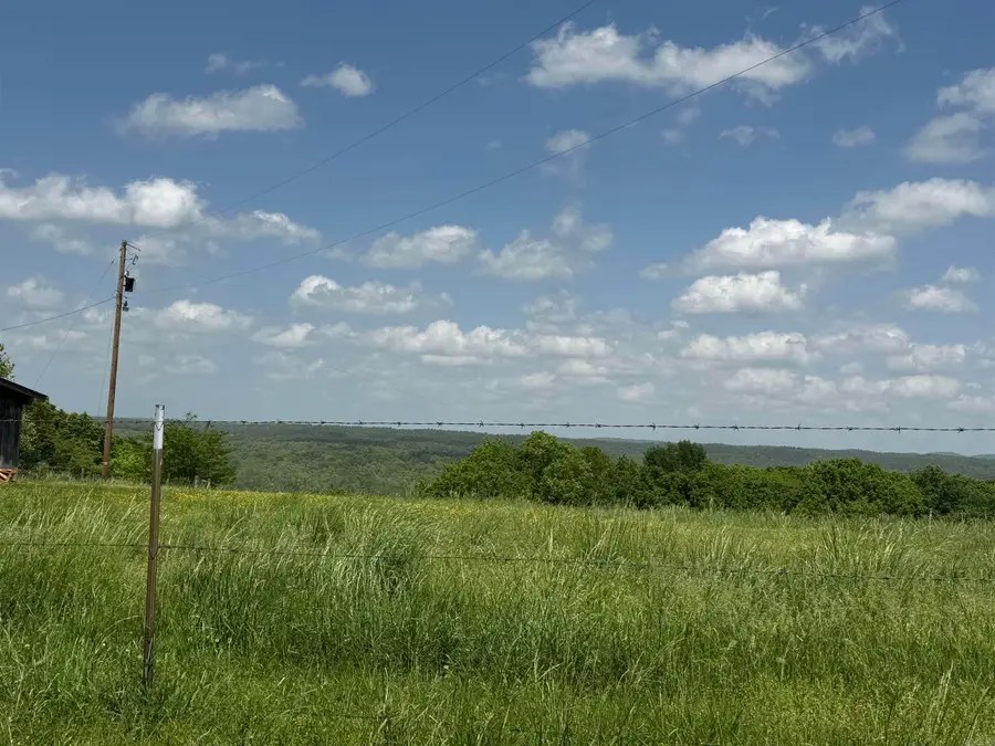 1366 Holmes Road, Mountain View, AR 72560 - Image #2