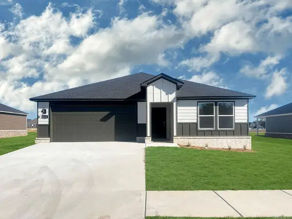 6317 Warwick Drive, Bryant, AR 72002