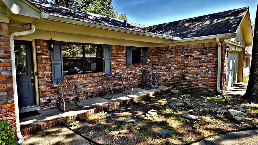 106 Tenkiller Dr, Sherwood, AR 72120 - Image #2