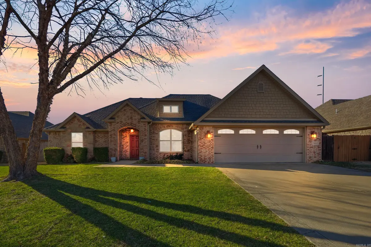 3004 Sw Calm Ridge Rd, Bentonville, AR 72713 - Image #1