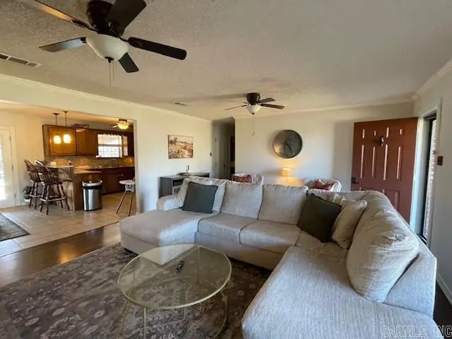 1302 E 20th Street, Stuttgart, AR 72160 - Image #3