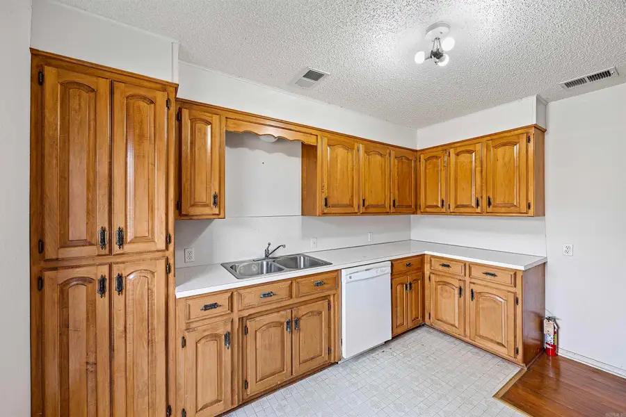 1914 E Ar-22, Branch, AR 72928 - Image #3