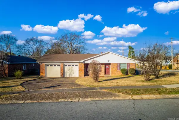 9325 Woodbine Drive, Sherwood, AR 72120