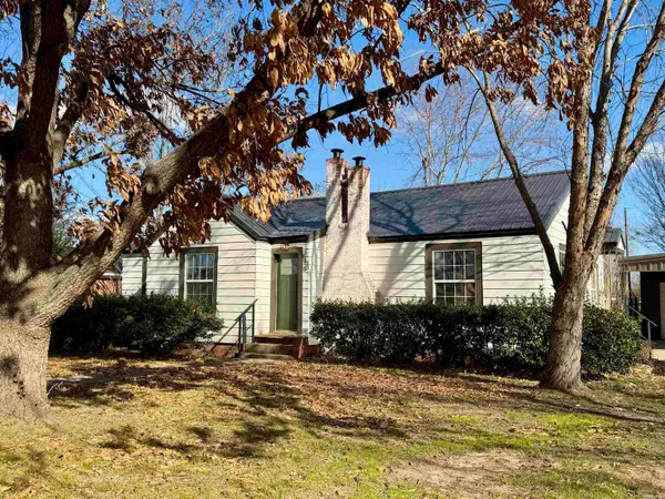 210 S Green Street, Clarksville City, AR 72830