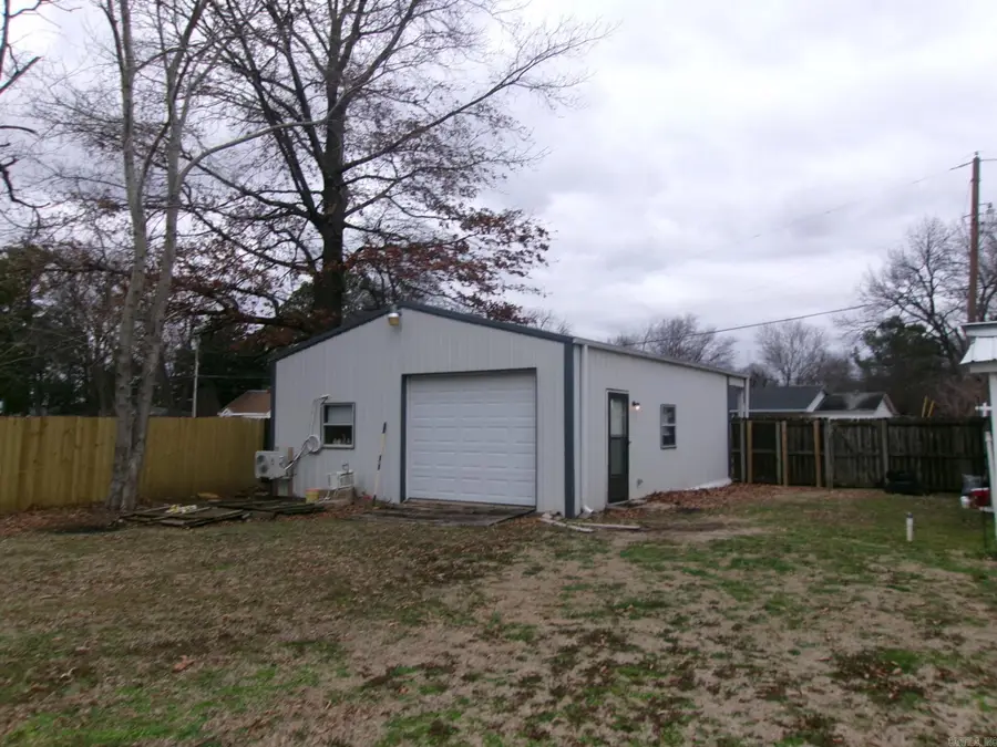 605 Hogan Ave, Monette, AR 72447 - Image #2