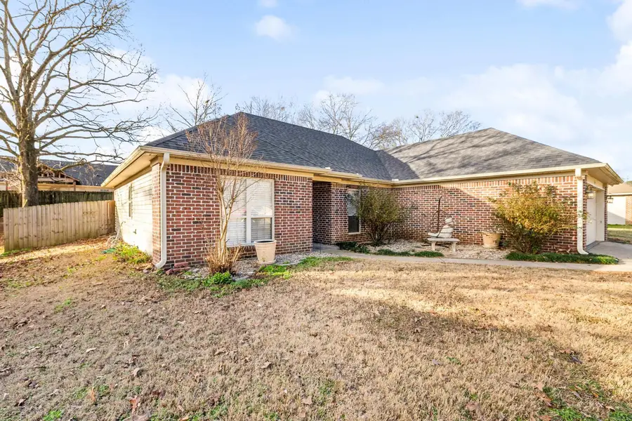 350 Meadow Creek Drive, Haskell, AR 72015 - Image #2