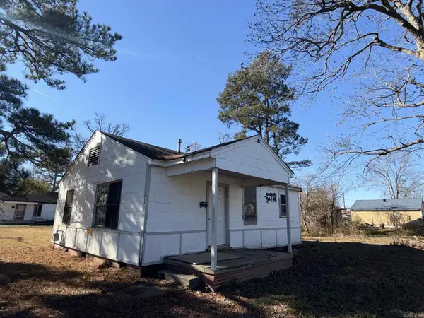 1734 E Circle Drive, Pine Bluff, AR 71603