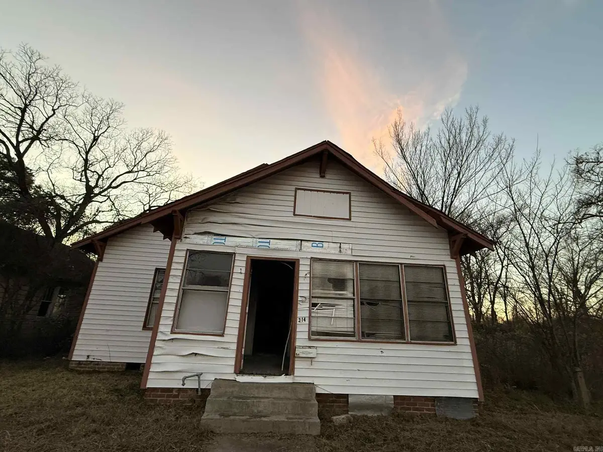 314 S Oak Street, Pine Bluff, AR 71601 - Image #1
