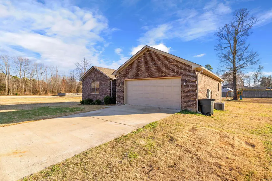 255 Bobwhite Trail, Lonoke, AR 72086 - Image #2
