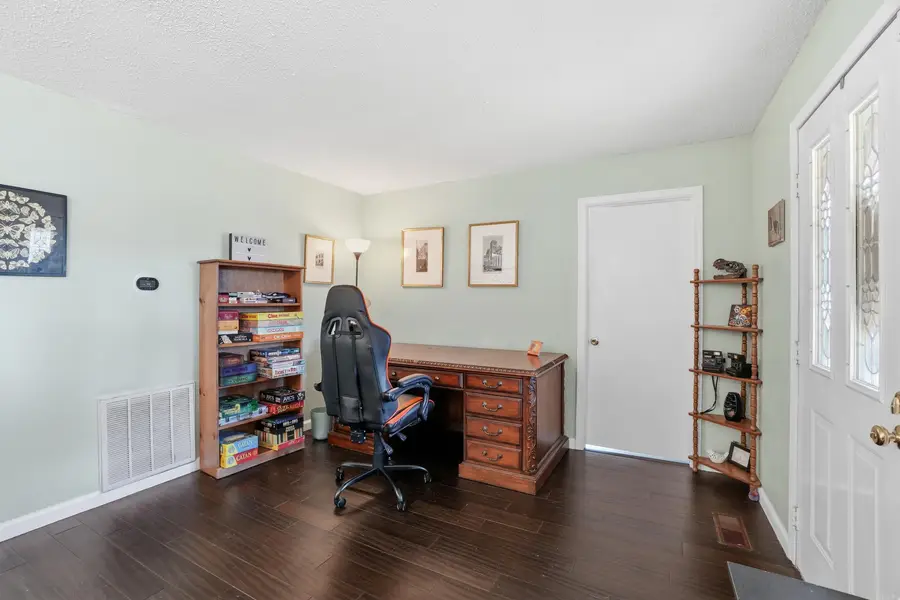 5906 Karen Drive, North Little Rock, AR 72118 - Image #3