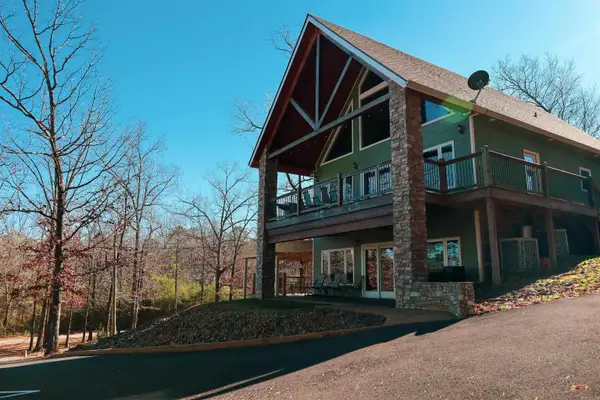 85 Lakeshore Drive #4, Greers Ferry, AR 72067