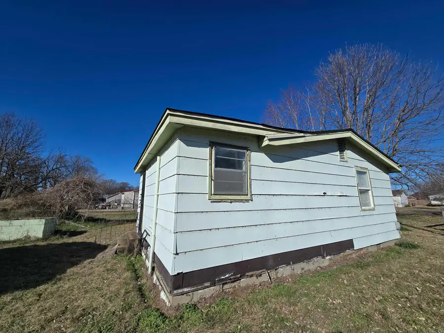624 S Ozark Avenue, Trumann, AR 72472 - Image #2