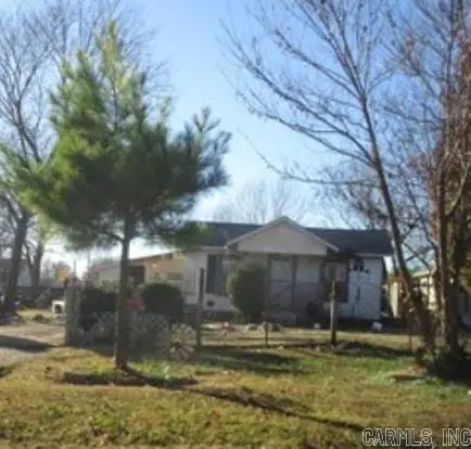 805 Reine St., Mena, AR 71953