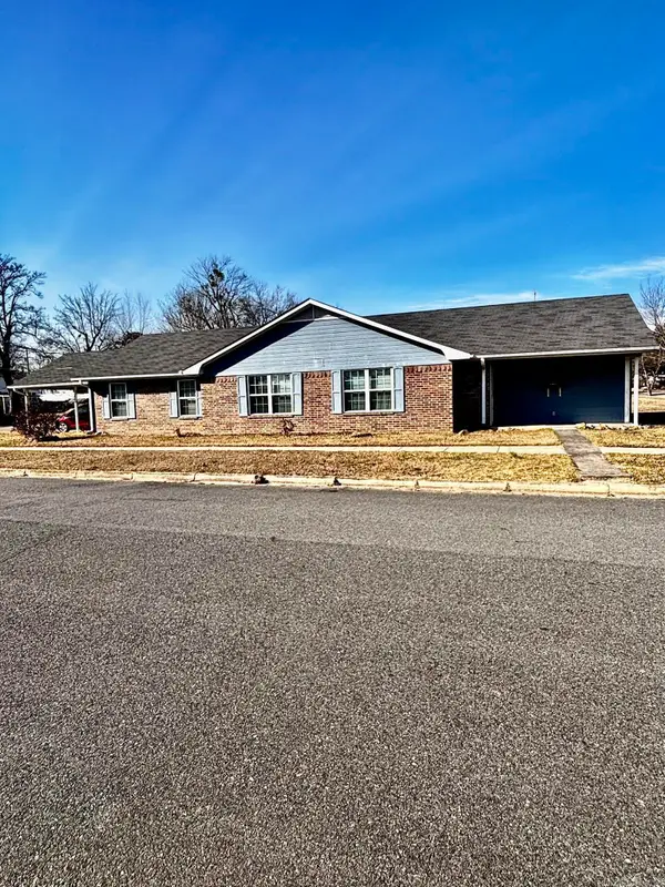 801 Hickory, Mena, AR 71953