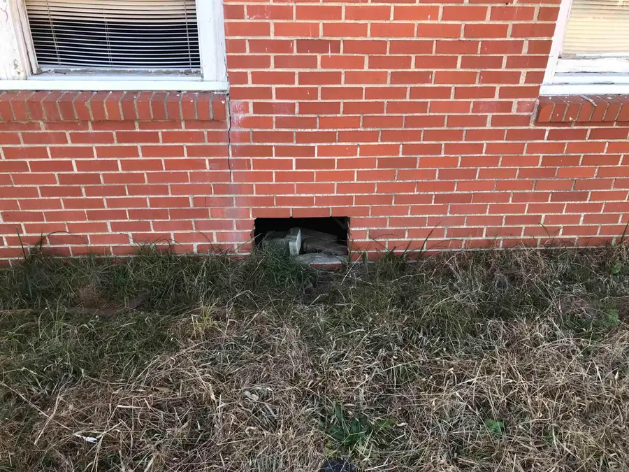 2412 S Camden Road, Pine Bluff, AR 71603 - Image #2