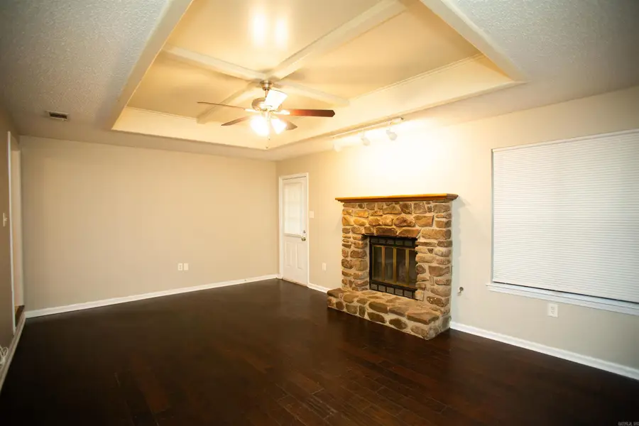 10 Willow Oak Loop, Maumelle, AR 72113 - Image #2