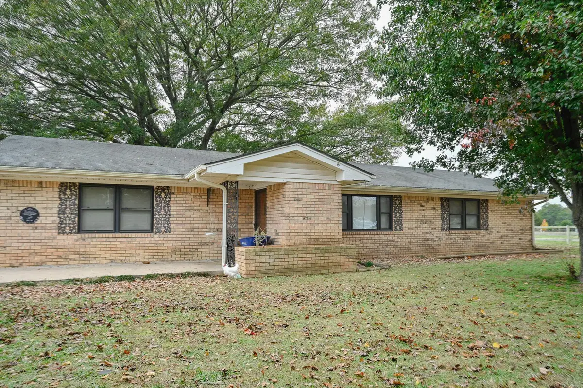 4796 Hwy 88 E, Mena, AR 71953 - Image #1