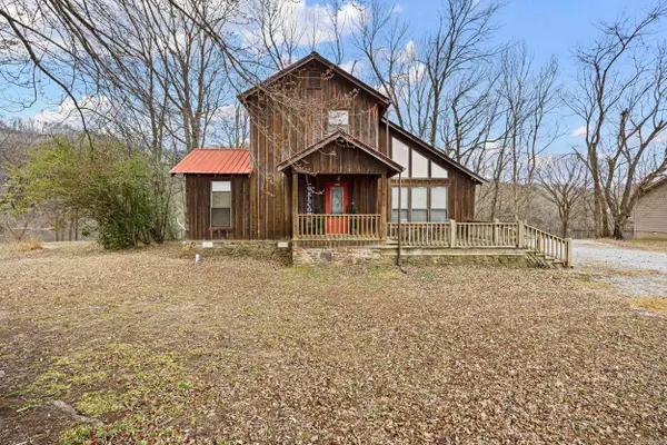 228 S Riverview Road, Mountain View, AR 72560
