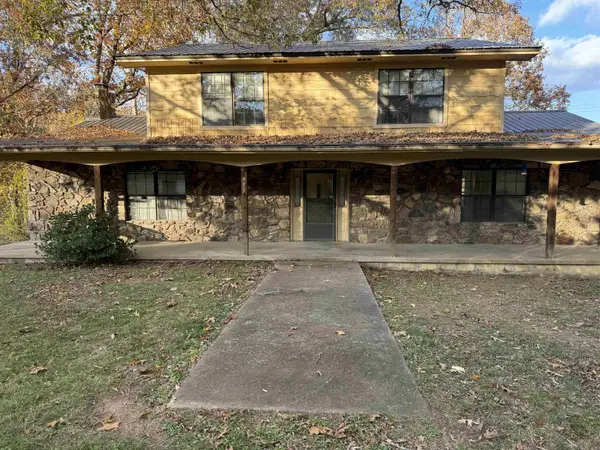 955 Hwy 31, Romance, AR 72136