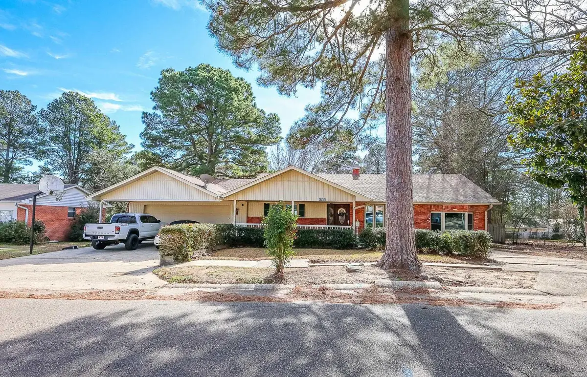 405 Robin Road, El Dorado, AR 71730 - Image #1