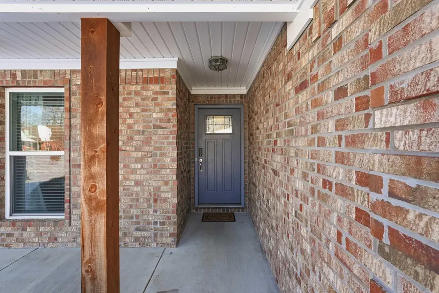 11 Weatherwood Drive, Greenbrier, AR 72058 - Image #2