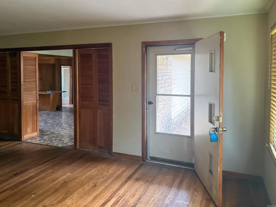 1210 W Hale Avenue, Osceola, AR 72370 - Image #3