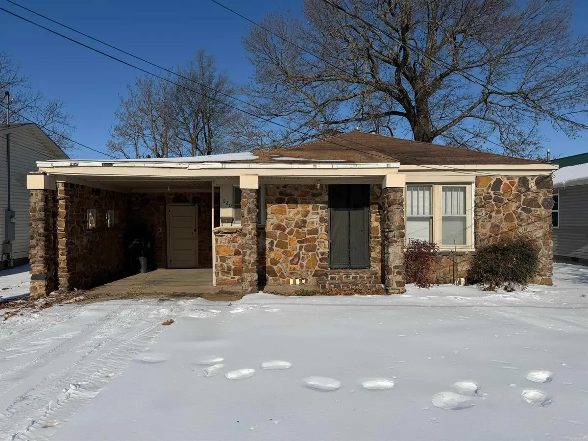 620 SW 6th Street, Walnut Ridge, AR 72476 - #1