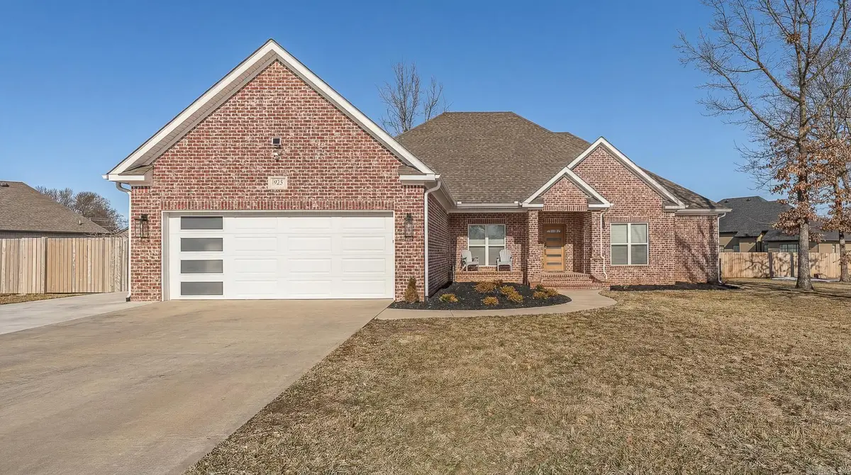 817 Gloucester Close, Jonesboro, AR 72405 - Image #1