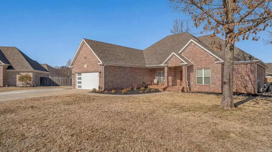 817 Gloucester Close, Jonesboro, AR 72405 - Image #2