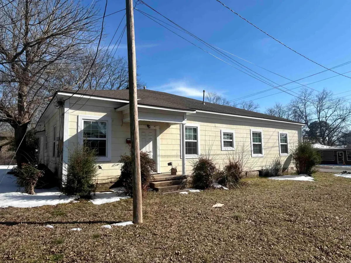 300 E Center, Searcy, AR 72143 - #1