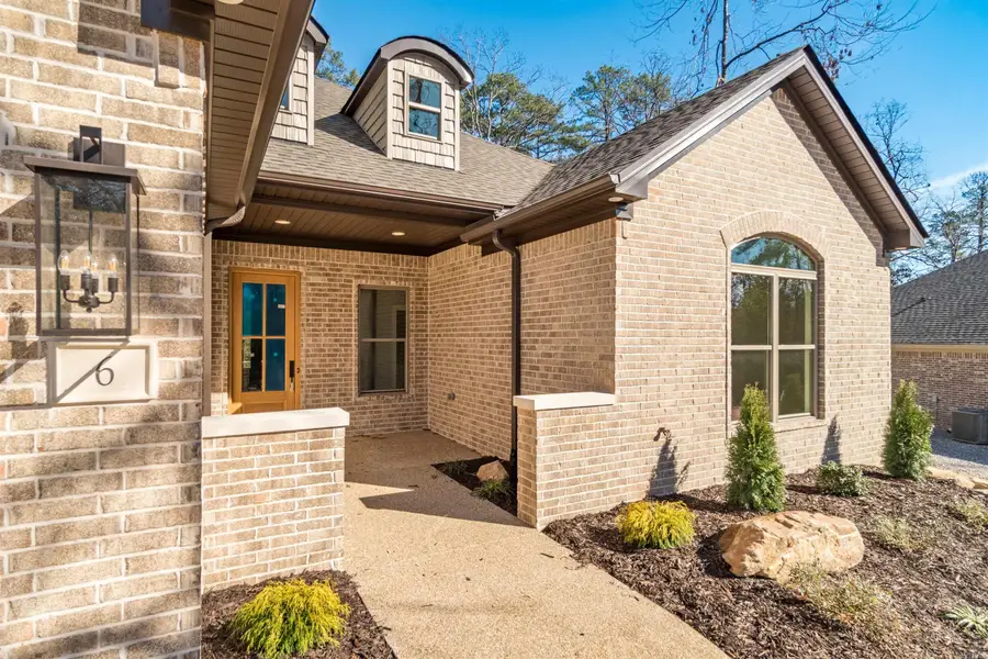6 Acambaro Place, Hot Springs Village, AR 71909 - #2