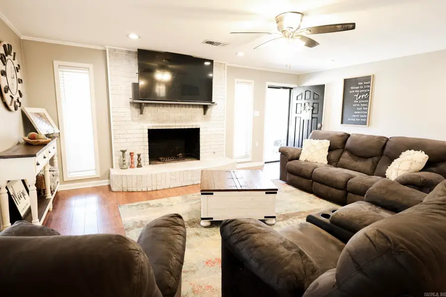 136 Jacks Dr, El Dorado, AR 71730 - Image #2