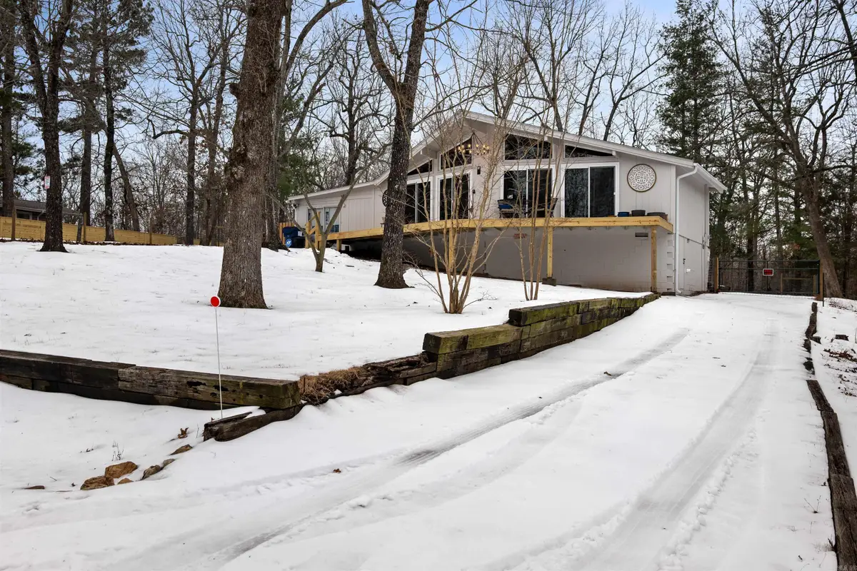 8 Nakoma Drive, Cherokee Village, AR 72529 - #1