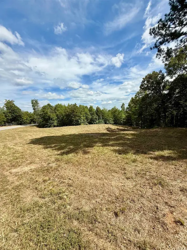 5826 W Jackman Trail, Benton, AR 72019