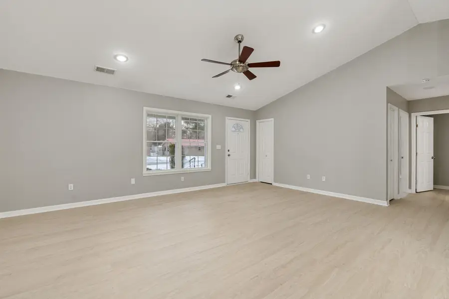 201 S 15th Avenue, Paragould, AR 72450 - #3