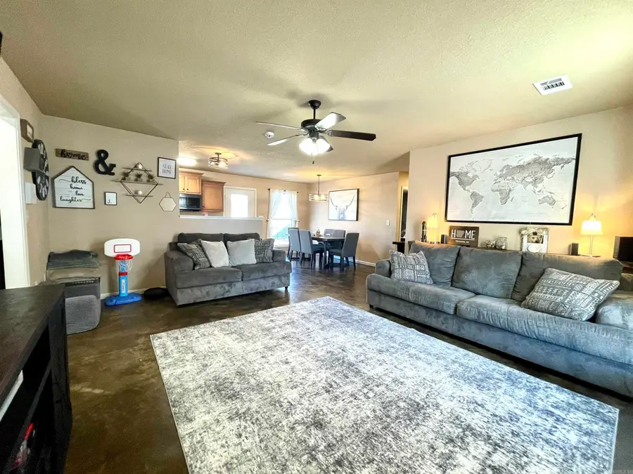 433 N Willow Avenue, Trumann, AR 72472 - #2