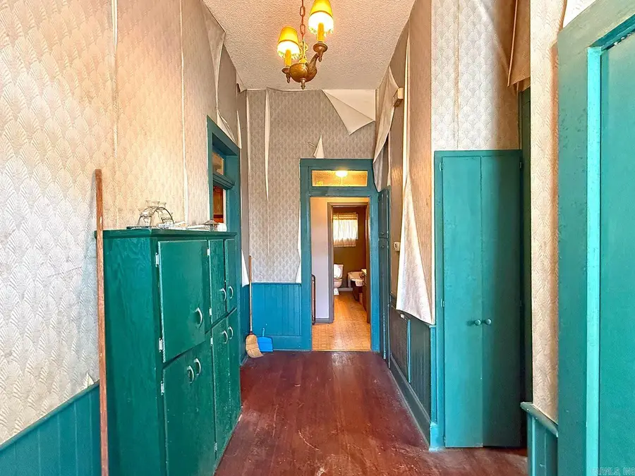 1036 Clifton Street, Conway, AR 72034 - #3