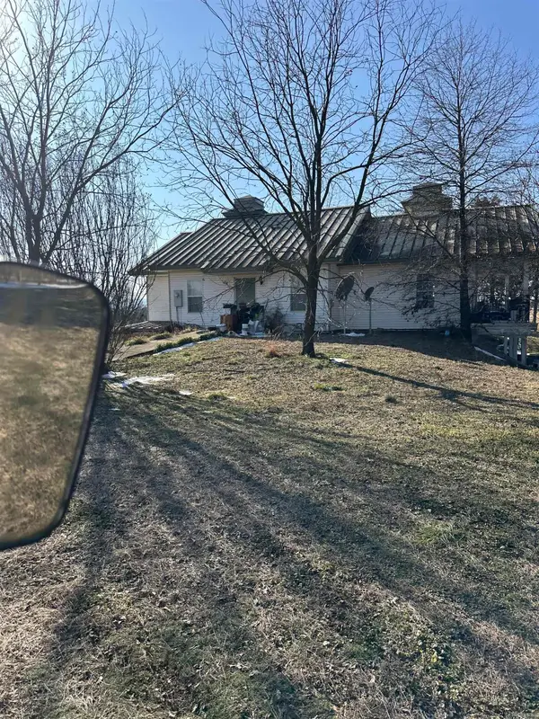 15641 W Ar-10, Belleville, AR 72824