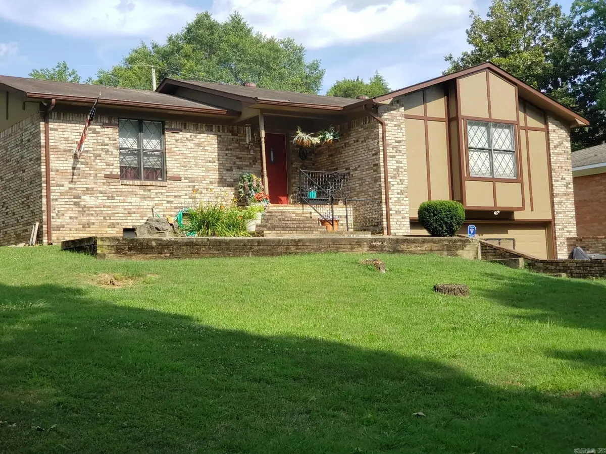 1916 Crestview, Jonesboro, AR 72401 - #1