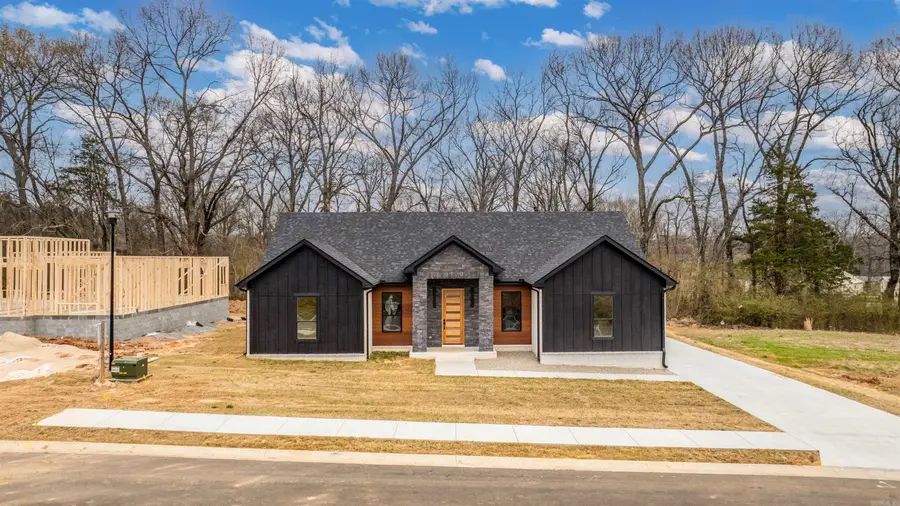 16 Avondale Road, Cabot, AR 72023 - #3